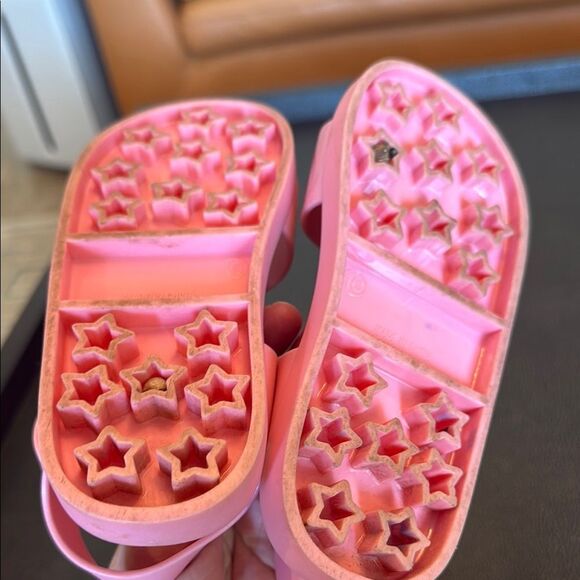 Old Navy Pink Sandals Comfortable Summer Footwear size 10 - Picture 4 of 7